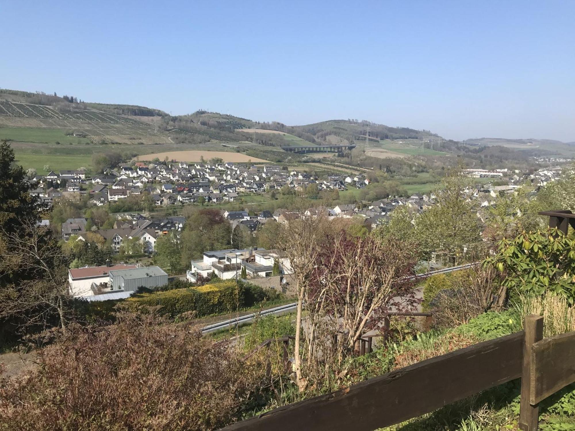 Fewo Oase Ruhrtalblick 베슈트비크 외부 사진